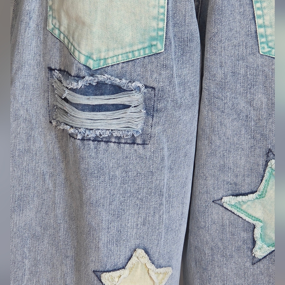 Women’s Straight Leg Jeans with Star & Peace Patchwork - Gray - Picture 7 of 13